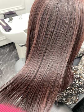 エスカーラ 表参道(THE ESCALA) @aidaman321/ゆるふわロング/センターパート/スイートAライン