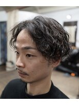 バーバーズ ストーリア(BARBERS STORIA) 波打パーマ