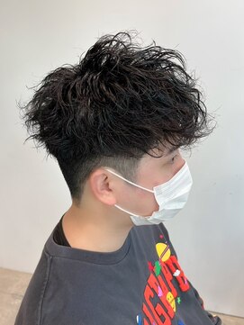 ライラ(Lyla) ハイウエイトツイスパショート