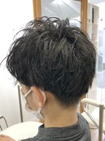 ヘッズ 本八幡店(HEADS)&nbsp;MEN'S HAIR  センターパート　ツイストスパイラル　コンマヘア