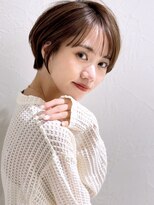 アンド ストーリーズ(&STORIES)&nbsp;前髪あり耳掛け丸みくびれショートボブ20代30代40代50代（蘭）