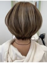ヴァンティアン 東所沢店(Vingt et un)&nbsp;大人かっこいいショートボブスタイル