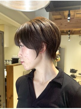 リフル 八王子(RIFULL) ハイライト　レイヤー ショートヘア　ボブ　くびれレイヤー