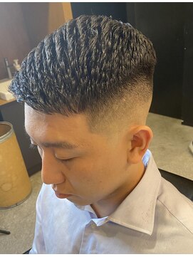 フランクス バーバー ウエストトウキョウ 吉祥寺店(FRANK’S BARBER WEST TOKYO) 濡れパンスキンフェードクロップ