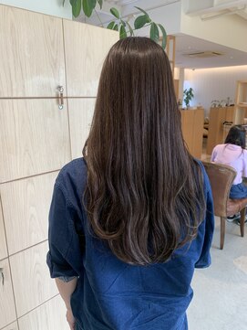 アドラーブル 万代店 (adorable) 大人可愛い艶カラーカーキベージュ