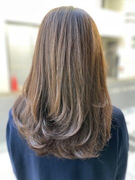 サロン ハナノ(Salon Hanano) ロングレイヤーカット20代30代明るめオリーブベージュグレージュ