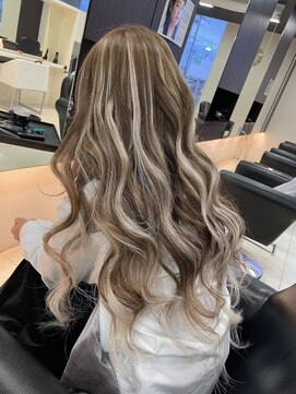 ウエスト(WEST) 白ギャンギャンメッシュ