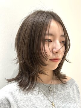 ロビー 青山(ROBBY) ミディアム/ロング/レイヤーカット/顔周り/10代20代30代/表参道
