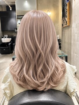 エノア 青山(ENORE) ホワイトミルクティーベージュ ケアブリーチ透明感ハイトーン
