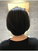 スモーキーアッシュのショートボブ