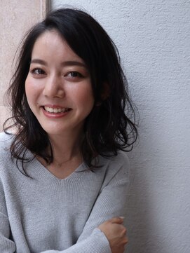 e.m.a プレミアムビューティーサロン 栄駅店(e.m.a PREMIUM BEAUTY SALON) 大人ミディアム