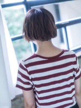 イコール バイ プロデュース 町田駅前店(equal by Produce) カジュアルショートボブ