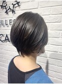 ショートボブ