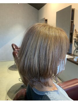 タノ(tano) ミルクティーベージュ