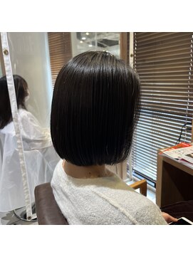 ボヌール オオサカ(Bonheur OSAKA) 〔スタイリスト吉田　縮毛、カラーの同時施術〕