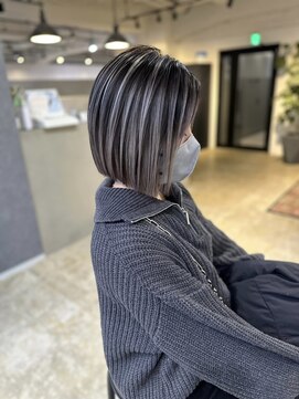 メリー オオサカ(Merly Osaka) 主婦さんに人気！放置できるバレイヤージュ_dark ash_