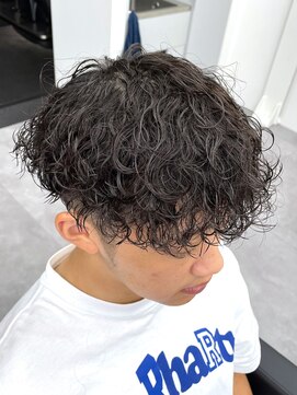 ノイセル 心斎橋(Noisyle) guest snap 刈り上げ前下がりマッシュ×波巻きパーマ