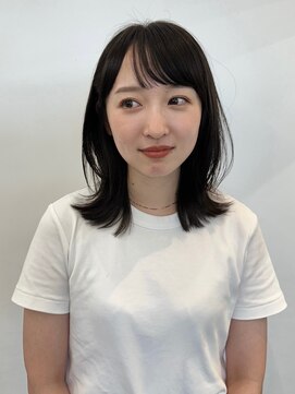 ガーデントウキョウ(GARDEN Tokyo) レイヤーカット/ミディアム/ダークグレー/シースルーバング