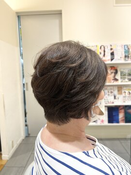 ヘアーズ ギャラリー 堺高島屋店(Hair’s Gallery) 大人コンパクトショート 40代/50代/60代