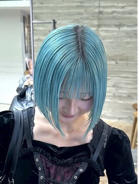 水色カラーペールブルーターコイズブルーハイトーンボブブリーチ