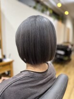 エアーベリー(AIR BERRY)&nbsp;ダークグレージュ×切りっぱなしボブ