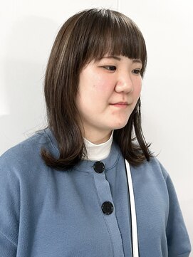 エン(YENN) ミディアムレイヤー