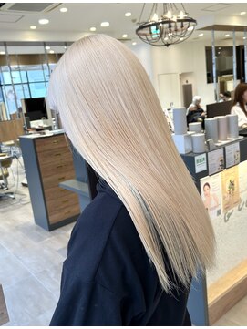 ブレスシイ 大阪梅田(brace SII) 抜きっぱなしブロンドヘア