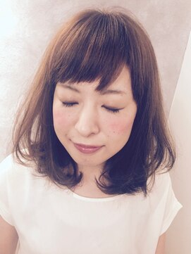 ヘアサロンミー(hair salon me) 大人かわいい シンプルボブ 【 hair salon me 】