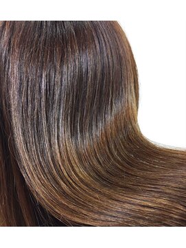 ヌーム 塚本店(NOOM) 艶めく美髪に☆うるツヤトリートメント