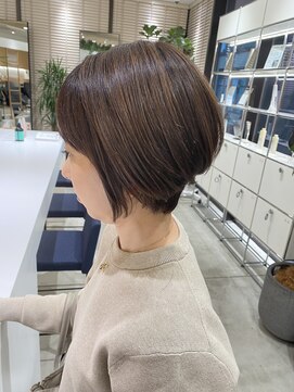 ステアケース 武蔵小杉店(stair:case) 大人くびれショートボブ/白髪ぼかし/ハンサム/武蔵小杉/自由が丘