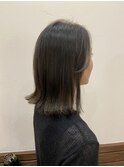 カーキグレージュ