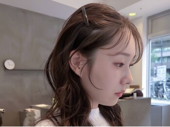 アトロ(Atoro)の写真/顔まわりで印象チェンジ♪細部まで計算したカット技術で変化をつくる☆