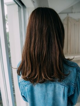 シェルク バイ シャッセ(cerc by SASE) ロングニュアンスヘア