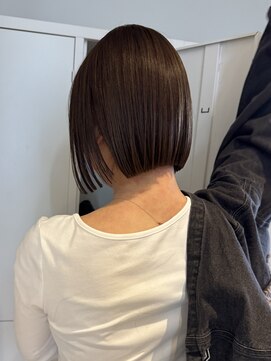 ラフ 新宿(Laff) 大人ボブ　髪質改善　ブリーチなしカラー　伸ばしかけヘア