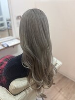 フェニーチェ オン ザ ビーチ(FENICE on the beach)&nbsp;グレーカラー#髪質改善#髪質改善カラー#前髪#韓国