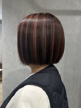 ルイ(ROUIS produced by LUCK 津田沼) ROUIS 津田沼 大人可愛い切りっぱなしボブ×オレンジハイライト