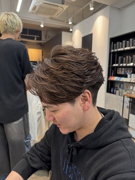 アロー 船橋店(AROH) MEN’S HAIR/波巻きツイストスパイラル/リバースセンターパート