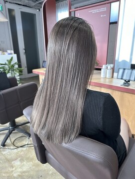 イロ ジェイアール JR奈良店(IRO) グロスカラー《こっくりグレージュ》