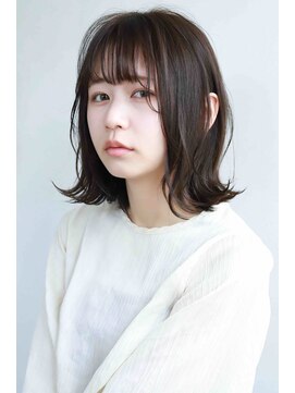 モコ(MOCO) ツヤ感あふれるナチュラルボブ