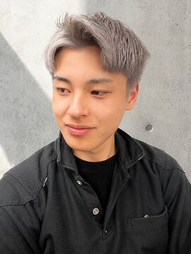 ユイマァルスロウ 岡山(YUIMARLSLOW) 岡山メンズハイトーン20代30代刈り上げショートホワイトブリーチ
