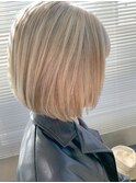 ホワイトカラー、ホワイトブロンド、ボブ、プラチナブロンド