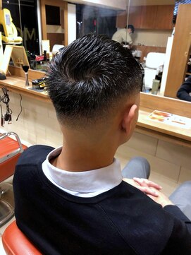 グルーマーズトウキョウ(GROOMER/S TOKYO) 【GROOMER/S 佐藤】 フェード クロップ スタイル