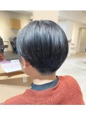 刈り上げ女子急増中！！暗髪カラーでオシャレUP！