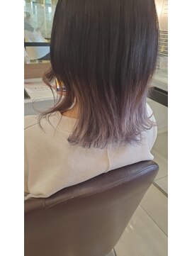 スタイル 成城学園前(STYLE) ボブスタイル特集　カーキグレージュ　大人かわいいボブ１０