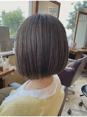 大人かわいい似合わせ切りっぱなしボブミルクティベージュ