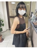 ユーリ(juli)&nbsp;ダークグリーンのミディアムスタイル