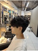 カルマパーマ　ニュアンスパーマ　センターパートウルフ