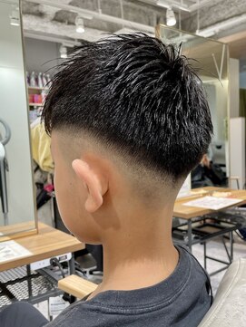 ゼストララ(ZEST Lara) 【YUICHI】キッズもスキンフェード！