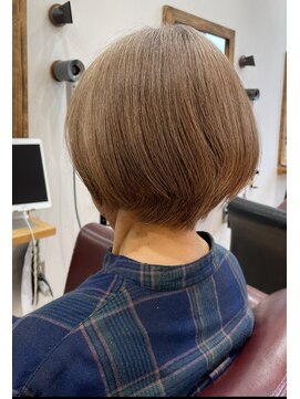 ハーツ(Heart's) 白髪ぼかし×ショート