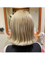 アイノベル(‘Inovel’)&nbsp;カット&ダブルカラー&トリートメント